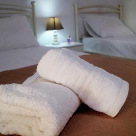 Christos Family Apartments Α, hotel in Agios Rokkos