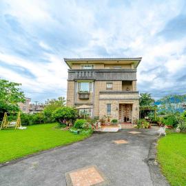 Evergreen Garden House