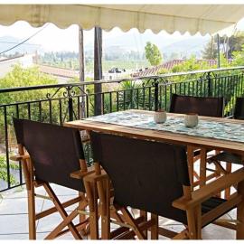 Top of the hill in Drepano-Nafplio, Beautiful view, hotel u gradu Drepano