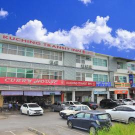 Kuching Transit Inn, хотел в Кучинг