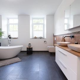 Ferienwohnung Moselallee 5 Sterne، فندق في موسيلكيرن