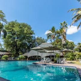 Sefapane Lodge and Safaris، فندق في بهالابوروا