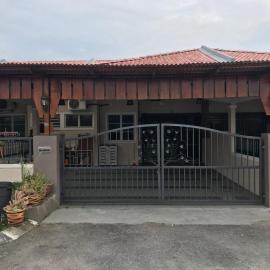 No 96 Nazirin Homestay Lumut