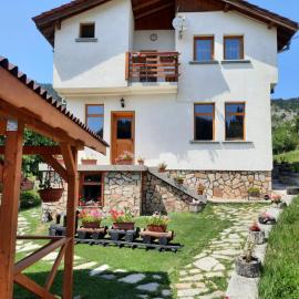 вила Здравец, hotel din Iagodina