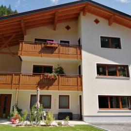 Ferienwohnungen Meister, hotel in Hinterhornbach
