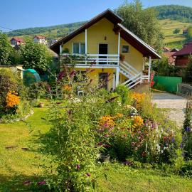 Family Flower House
