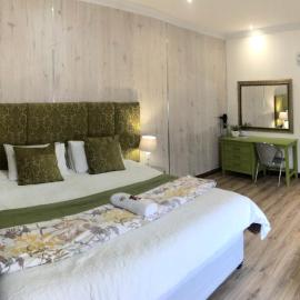 The Guesthouse Klerksdorp, khách sạn ở Klerksdorp