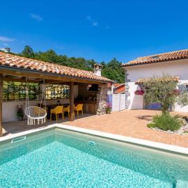 Holiday Home Villa Antonio by Interhome, hotel a Jurdani