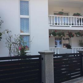 Pensiunea Grapini, hotel Újradnán