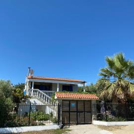 Ikidiki Beach Villa, hotel u Jerisosu