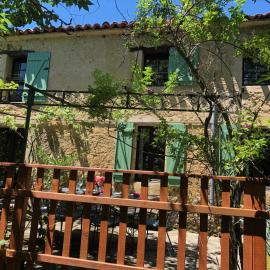 Gites de Montcabirol, hotel en Mirepoix