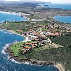 Le Tonnare di Stintino - Beach Resort, hotell i Stintino