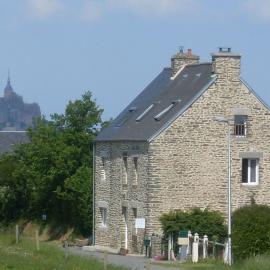 Chambres D'hôtes au Saint Avit, hotel in Huisnes-sur-Mer