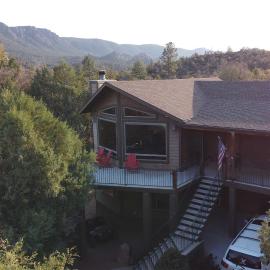 'Elkwood Lodge' Cabin w/ Hot Tub in Star Valley!, hotel in Payson
