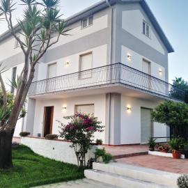 B&B Villa dei Desideri, hotel a Praia a Mare