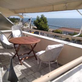 Super view seafront apartment