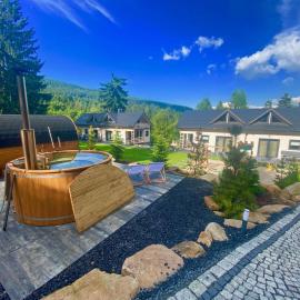 White Holiday Domki i Apartamenty, хотел в Шклярска Поремба