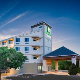 콜로라도 스프링스에 위치한 호텔 Holiday Inn Express & Suites Colorado Springs-Airport by IHG