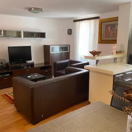 Apartment Jimmy - Spacious 2-Bedroom Apartment