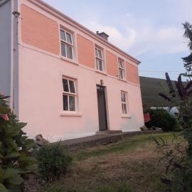 Gleann Loic Farmhouse, hótel í Dingle