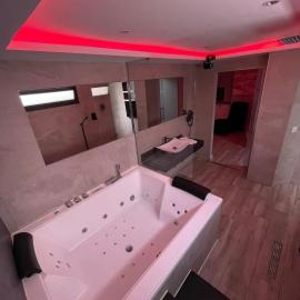 Apartamentos Las 7 Esencias, hotel en Linares