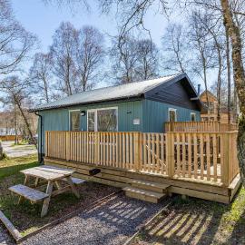 Bracken Lodge 5 with Hot Tub, viešbutis mieste Belladrum