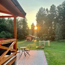 Zarasaičio ežero sodyba, hotel in Magučiai