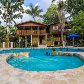 Zimbali Culinary Retreats، فندق في نيغريل