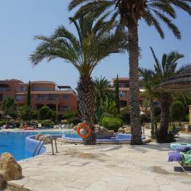 Limnaria Gardens Paphos, near beach، فندق في Paphos