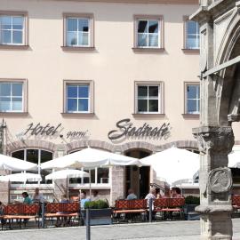 Stadtcafé Hotel garni – hotel w mieście Hammelburg