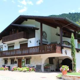 B&B Villa Cinzia Ledro – hotel w mieście Ledro