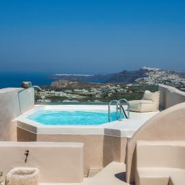 Phaos 1870, A restored Winery, hotel in Pyrgos