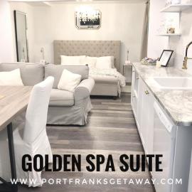Romantic Golden Spa Suite، فندق في Lambton Shores