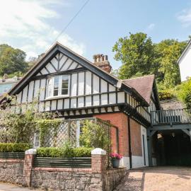 1 The Old Coach House, hotel in Dartmouth