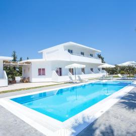 Bellezza, hotell Falirakis