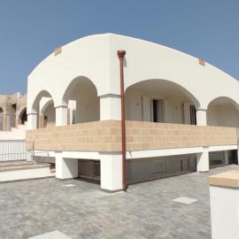 Zona Maldive del Salento, Vistamare1, Sabbia 10' a piedi, BBQ, 2 Bagni, 2 Clima, Posto Auto Esclusivo, ξενοδοχείο σε Torre Pali