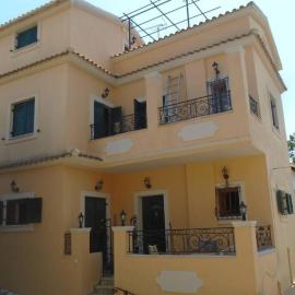 Eleni's house in Valanio、Valaneíonのホテル