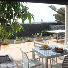 VILLA RAQUEL, khách sạn ở Yaiza