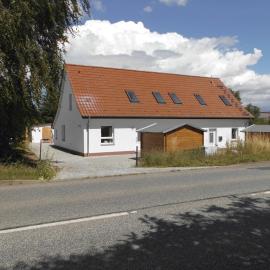 Haus Carl-Hubert -Schwerin Görries -, hotel en Klein Rogahn