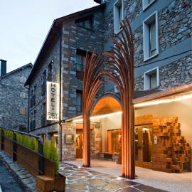 Hostal Pey, hotel in Bohí