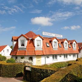 Ferienhotel Bernstein – hotel w Trassenheide