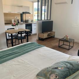 Joli studio spacieux: Ajaccio şehrinde bir otel