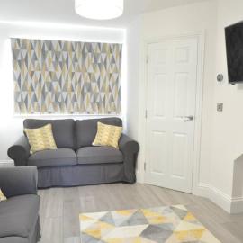 The Osprey - Comfortable 3-Bedroom Stay for Business or Leisure
