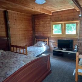 Vikendica, Hotel in Čanj