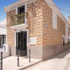 2 Bedroom Nice Apartment In Montefrio