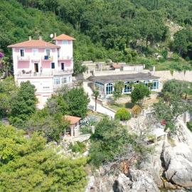 VILLA BISER, hotel in Mošćenička Draga