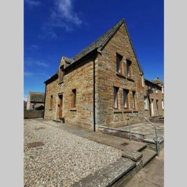 Angus House, 2 Bedroom House, Thurso, NC500 Route, hotel in Thurso