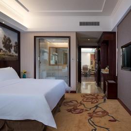 Vienna Hotel Guangdong Donguan Daling Mountain Sports Park, hotel em Jinjuling