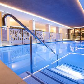 Viesnīca Hotel Europeo Alpine Charme & Wellness pilsētā Pincolo