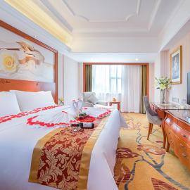 Vienna Hotel Shenzhen Bantian South Huancheng Road